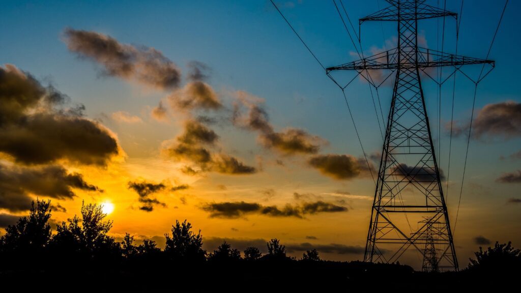 Governo Federal regulamenta a licitação e a prorrogação das concessões de distribuição de energia elétrica (Decreto nº 12.068/2024)