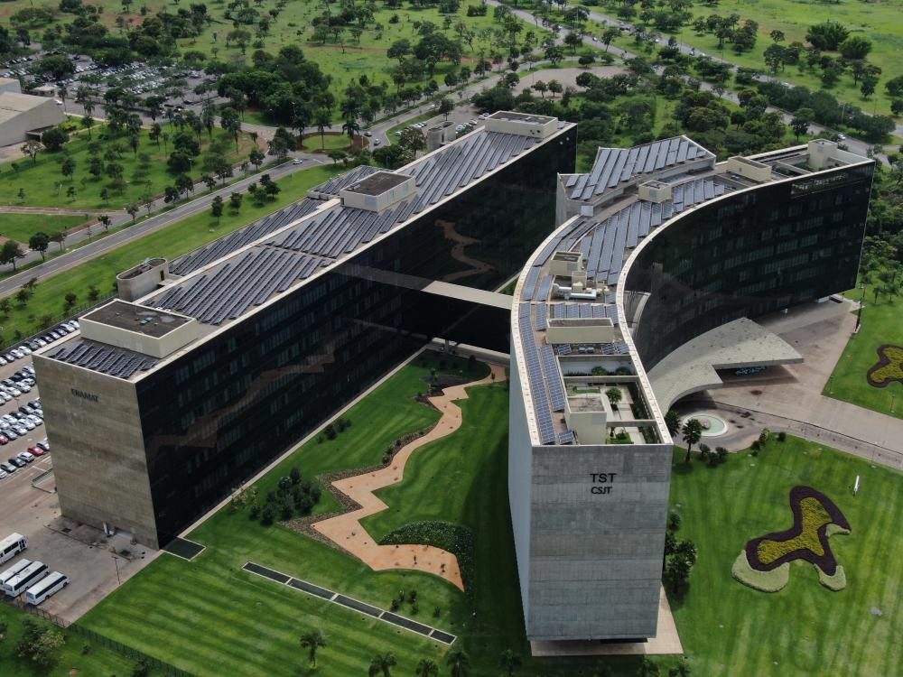 TST fará audiência pública sobre aumento de jornada em atividades insalubres nesta quinta (12)