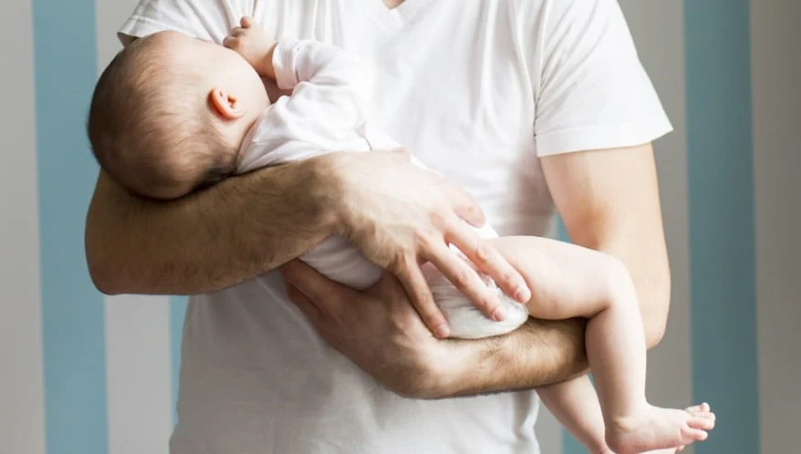 Lula sanciona lei que amplia licença-paternidade de 5 para 20 dias