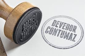 Norma regulamentar não exclui créditos em disputa administrativa do enquadramento como devedor contumaz