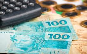 Receita Federal confirma que substituído pode excluir ICMS-ST da base do PIS/Cofins, mas veda a exclusão do ICMS do fornecedor