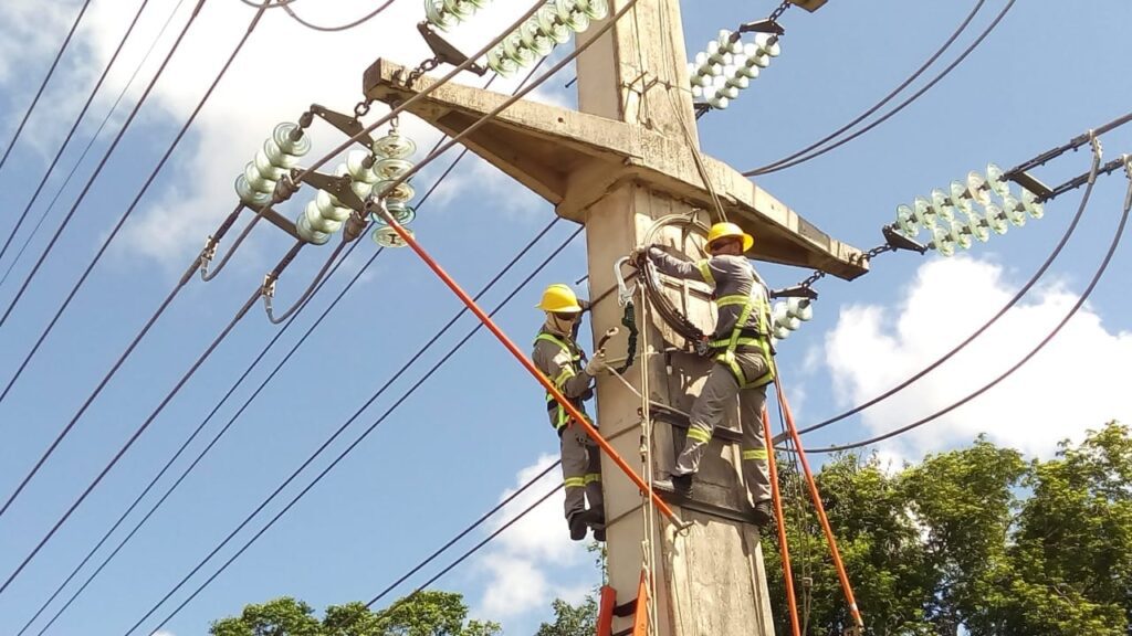 Governo renova contratos de distribuidoras e prevê R$ 130 bilhões em investimentos