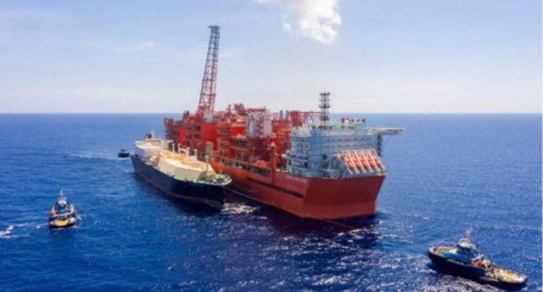 Petrobras avalia instalar FLNGs para ampliar produção de gás