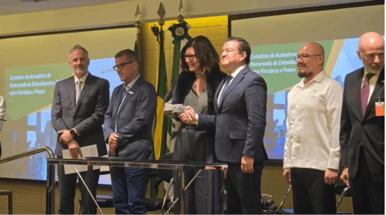 Petrobras e Pemex fecham parceria e podem atuar juntas na África