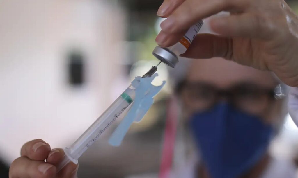 TST afasta ordem judicial que obrigava escola a exigir comprovante de vacinação contra covid-19