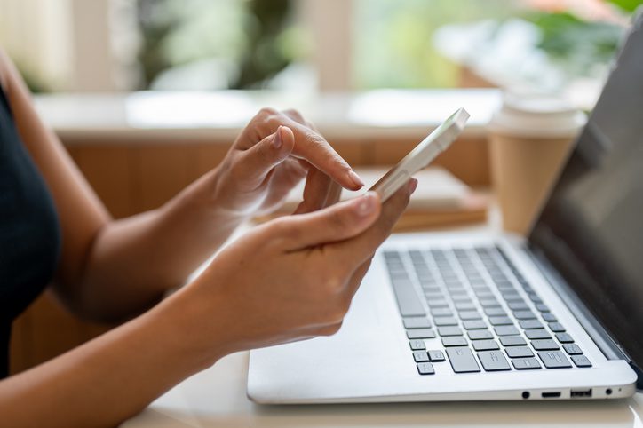 Distribuidora não consegue condenar vendedora por chacotas em WhatsApp