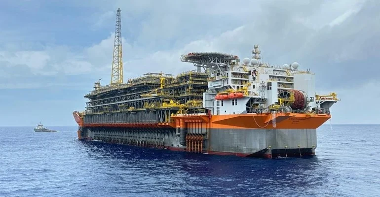 Brasil registra recorde na produção de petróleo e gás em abril
