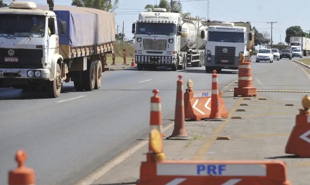 Justiça do Trabalho deve julgar ação sobre cadastro restritivo de motoristas autônomos