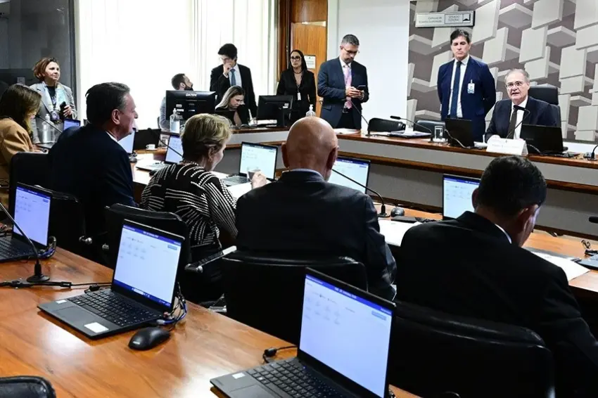 Comissão do Senado aprova empréstimo de US$ 1 bilhão para investimentos verdes no Brasil