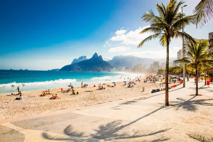 Rio, Foz e SP lideram vendas para turistas estrangeiros