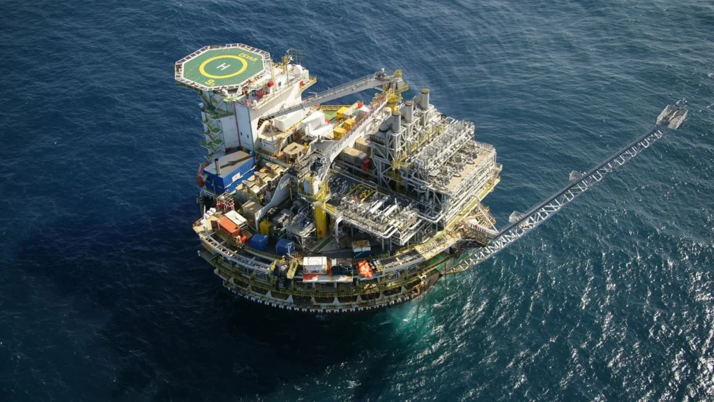 Grandes petroleiras cumprem metas de emissões com produção em alta em 2025