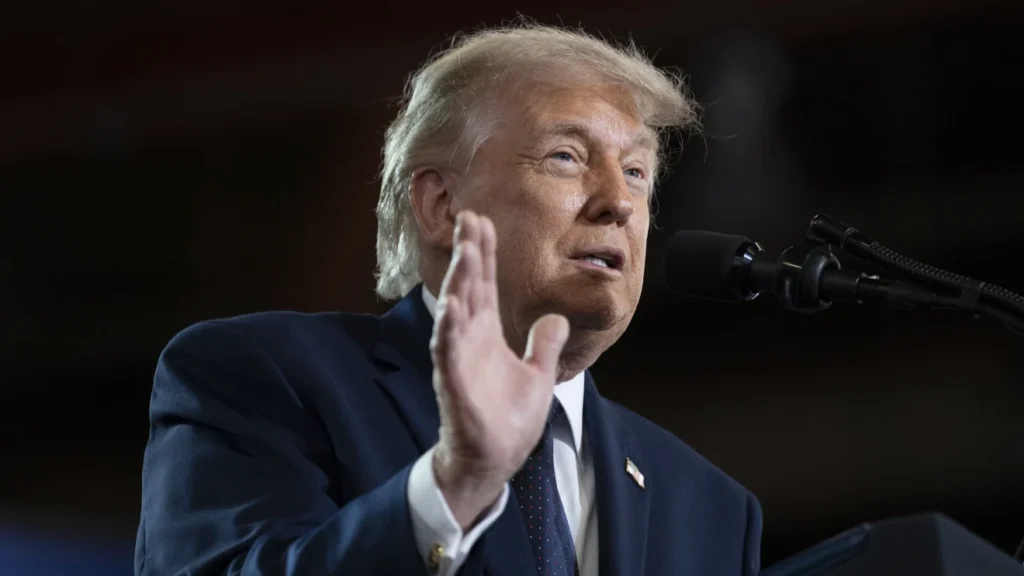Trump e Macron confirmam liberação de estoques de diesel pela Europa